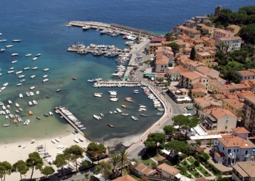 LA DELEGAZIONE DI SPIAGGIA DI MARINA DI CAMPO SI TRASFERISCE TEMPORANEAMENTE.